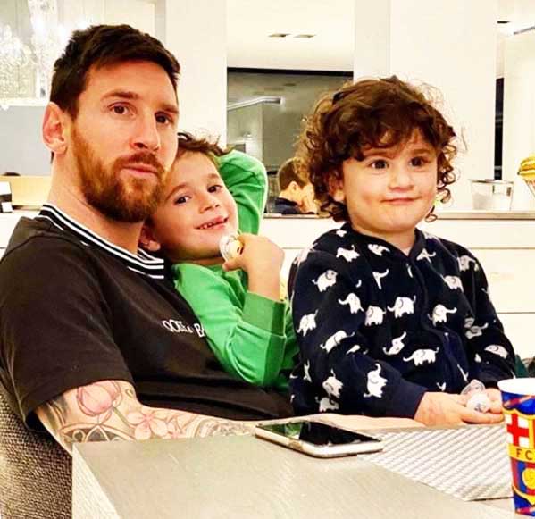 Lionel-Messi-stay-at-home-during-lockdown